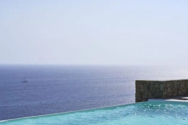 Radisson Blu Euphoria Resort, Mykonos - Havuz