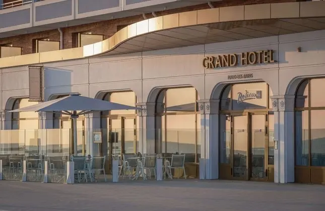 Radisson Blu Grand Hotel & Spa, Malo-Les-Bains - Dış Mekan