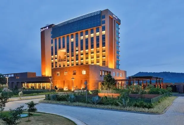 Radisson Blu Hotel Guwahati - Dış Mekan