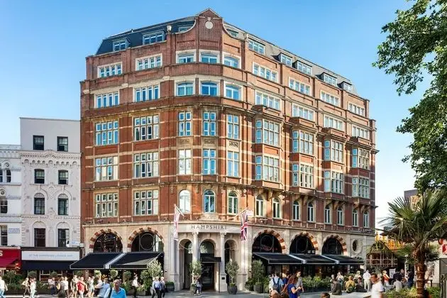 Radisson Blu Hampshire Hotel, London