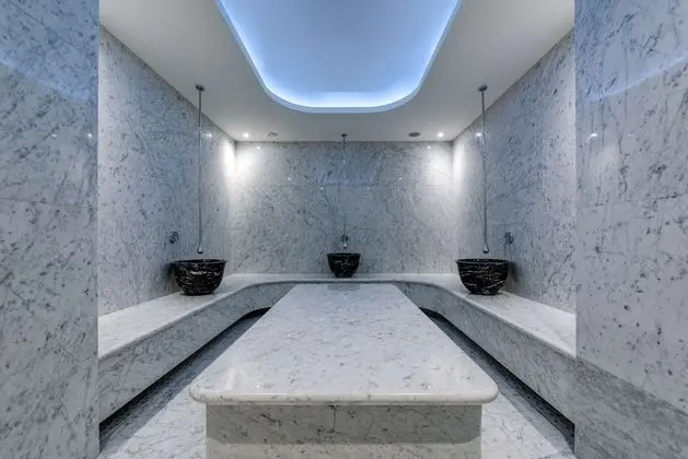 Radisson Blu Hotel Istanbul Ottomare - Spa