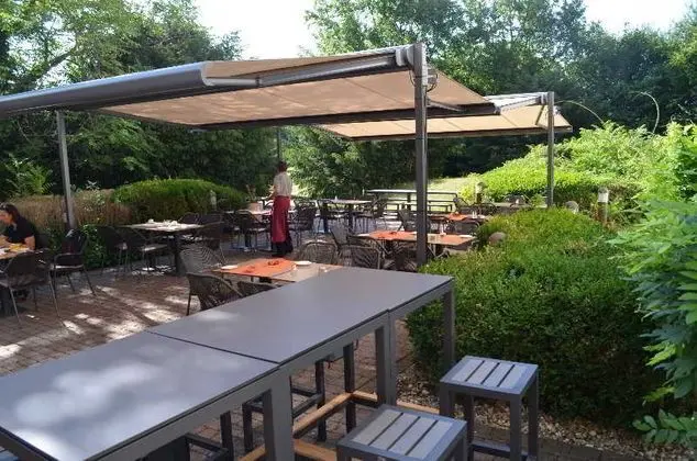 Radisson Blu Hotel Karlsruhe - Manzara / Peyzaj