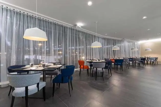 Radisson Blu Hotel Manchester Airport - Yeme / İçme