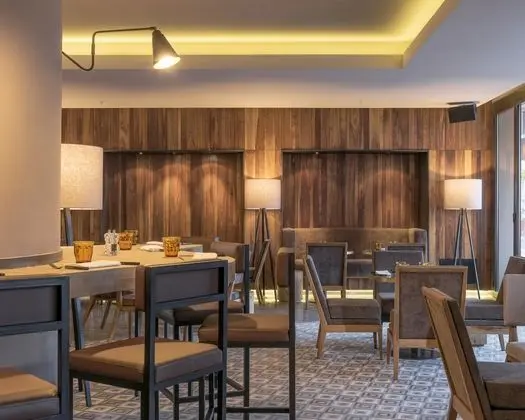 Radisson Blu Hotel Marrakech Carré Eden - Yeme / İçme