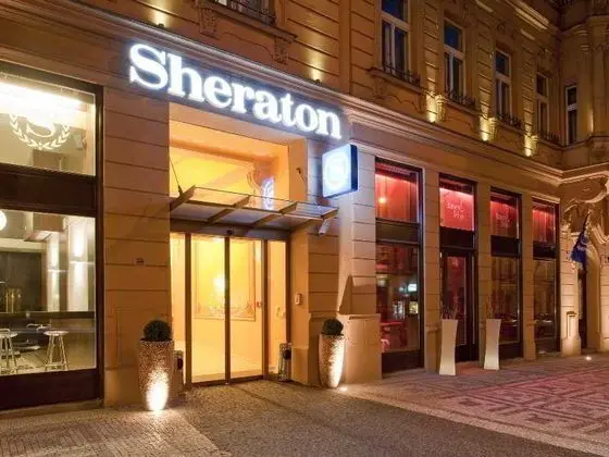 Radisson Blu Hotel, Prague - Genel