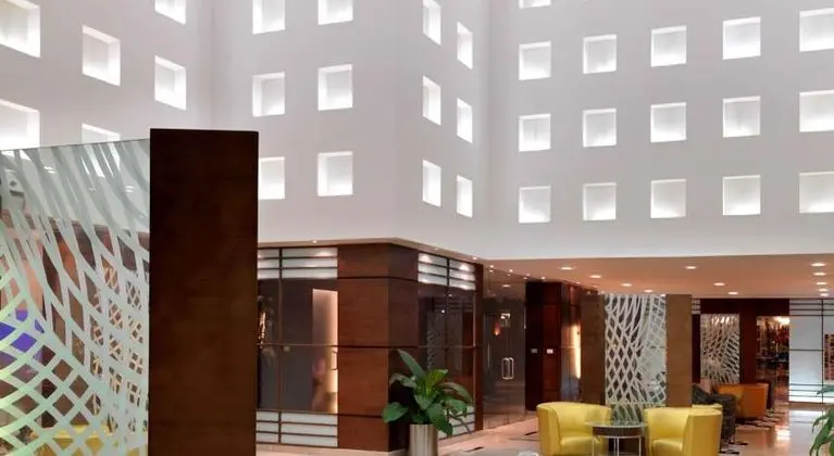 Radisson Blu Hotel Riyadh - Lobi