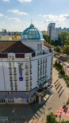 Radisson Blu Sobieski Hotel Warsaw - Dış Mekan