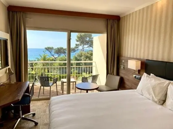 Radisson Hotel Cannes Seaside