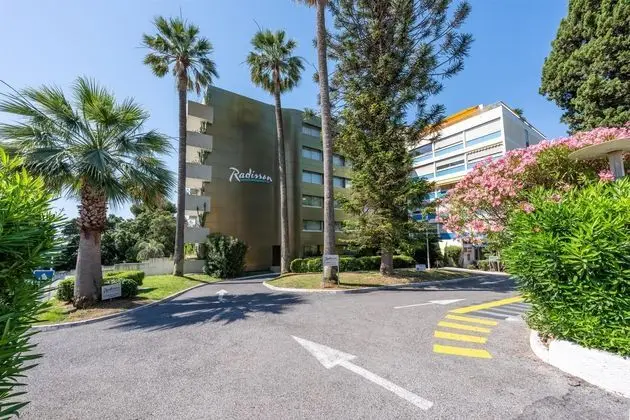 Radisson Hotel Cannes Seaside - Dış Mekan