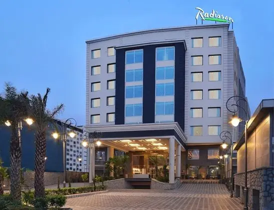 Radisson Chandigarh Zirakpur - Dış Mekan