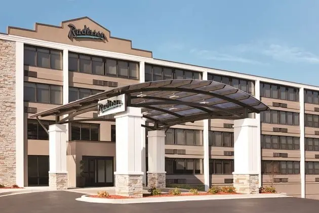 RADISSON HOTEL CHARLOTTE AIRPORT