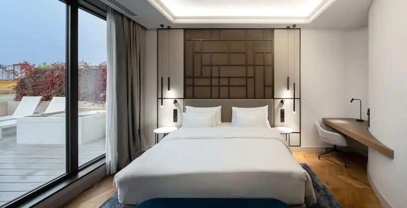 Radisson Collection Hotel, Magdalena Plaza Sevilla - Havuz