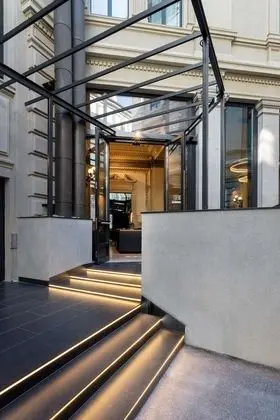 Radisson Collection Hotel, Palazzo Touring Club Milan - Dış Mekan