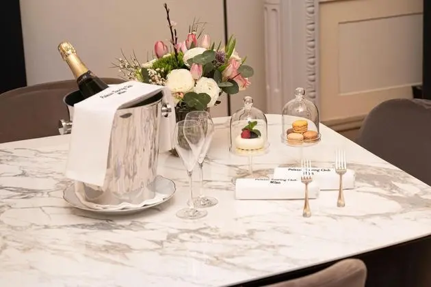 Radisson Collection Hotel, Palazzo Touring Club Milan - Genel