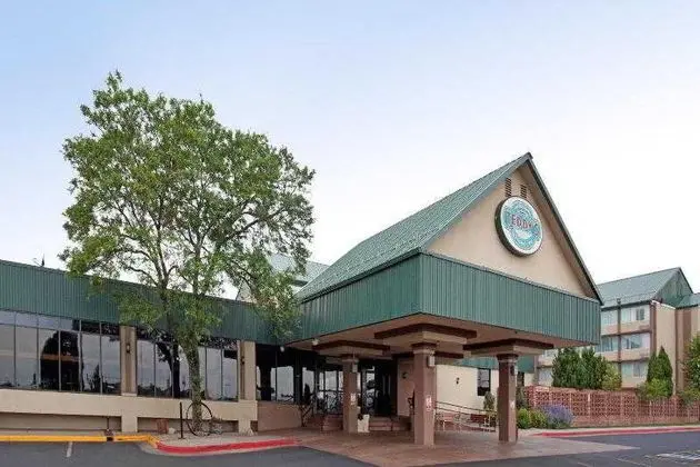 Radisson Hotel Denver Central