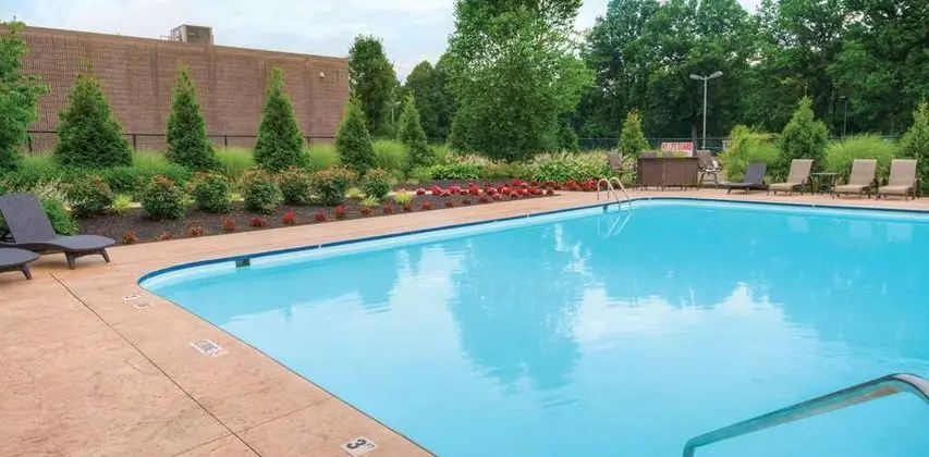 RADISSON HOTEL FREEHOLD