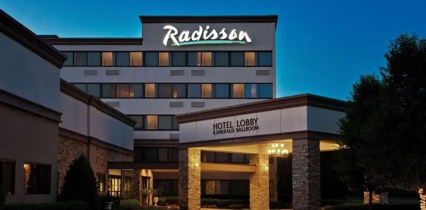 RADISSON HOTEL FREEHOLD