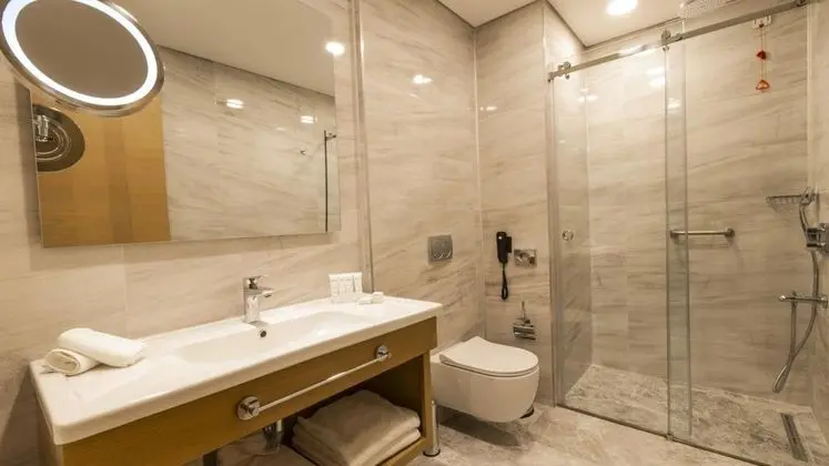 Radisson Hotel Istanbul Harbiye - Banyo Özellikleri