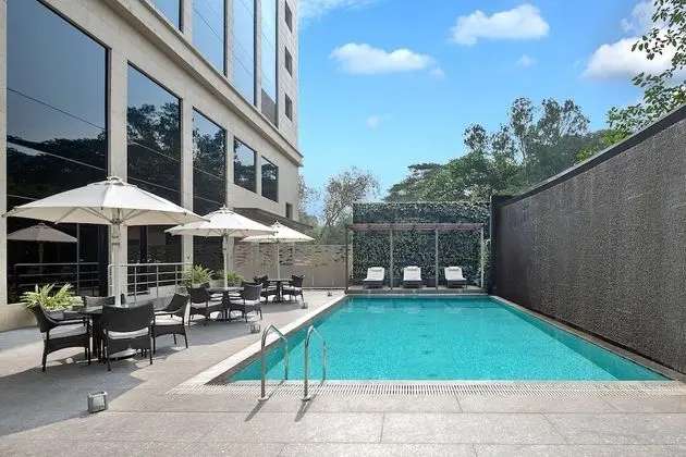Radisson Mumbai Andheri MIDC - Havuz