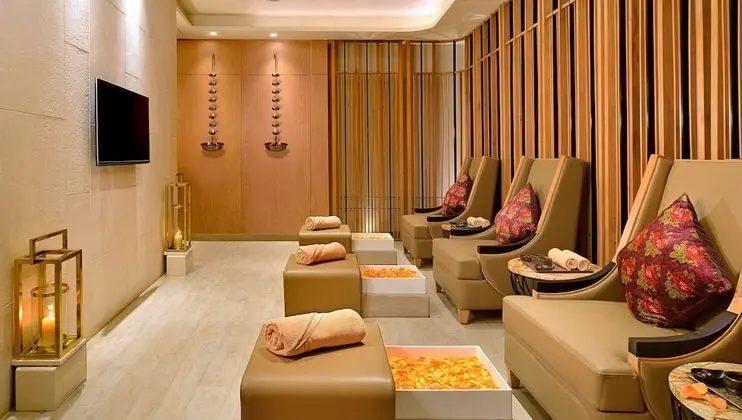 Radisson Mumbai Goregaon - Spa