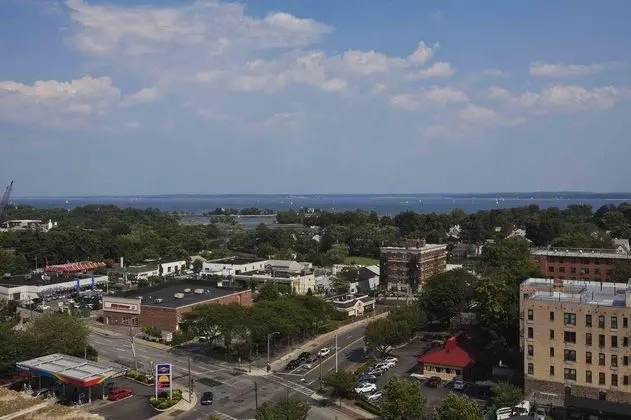 Radisson New Rochelle