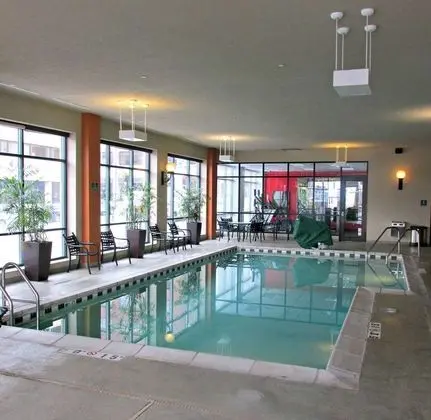 Radisson Quad City Plaza