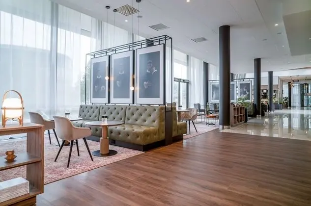 Radisson RED Hotel, Oslo Airport - Lobi