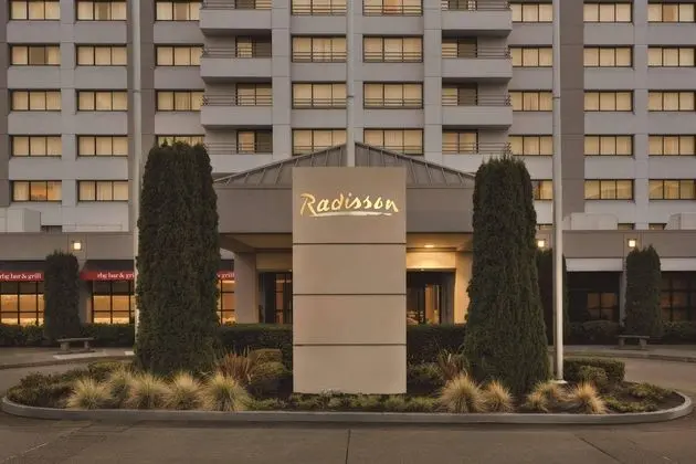 Radisson Seattle Airport - Dış Mekan