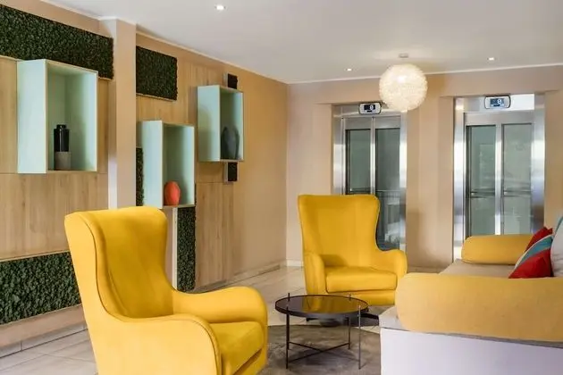 Radisson Serviced Apartments Antananarivo City Centre - Lobi