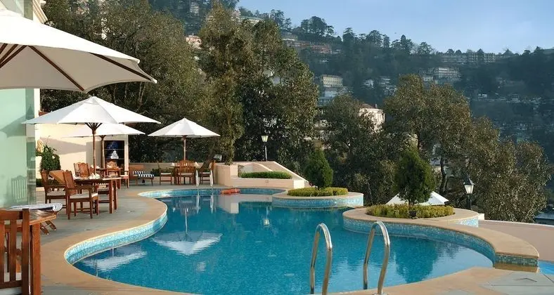 Radisson Hotel Shimla - Havuz