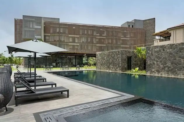 Radisson Resort and Spa Lonavala - Havuz