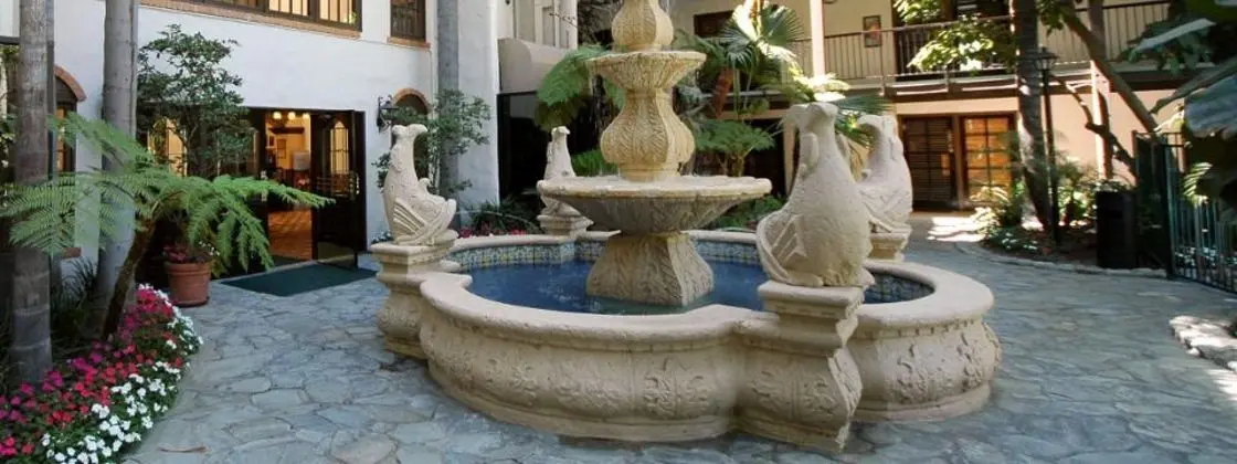 Radisson Suites Hotel Anaheim - Buena Park