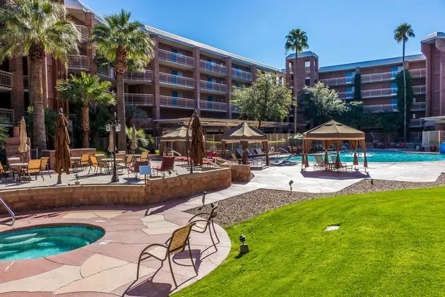 Radisson Suites Tucson - Havuz