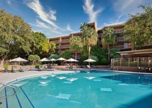 Radisson Suites Tucson - Öne Çıkan Resim