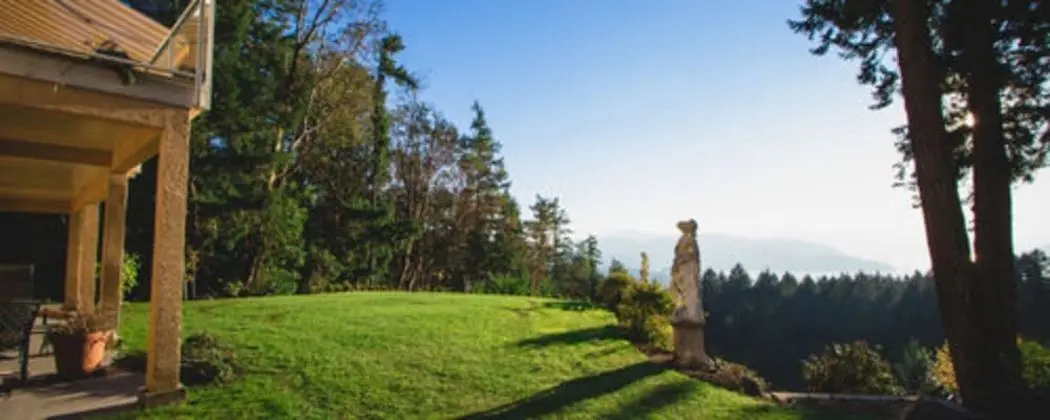Rae Leigh Heights BnB - Dış Mekan