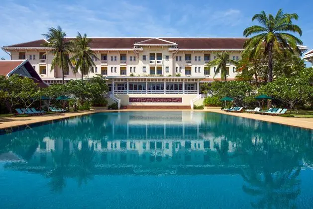 Raffles Grand Hotel d'Angkor - Havuz