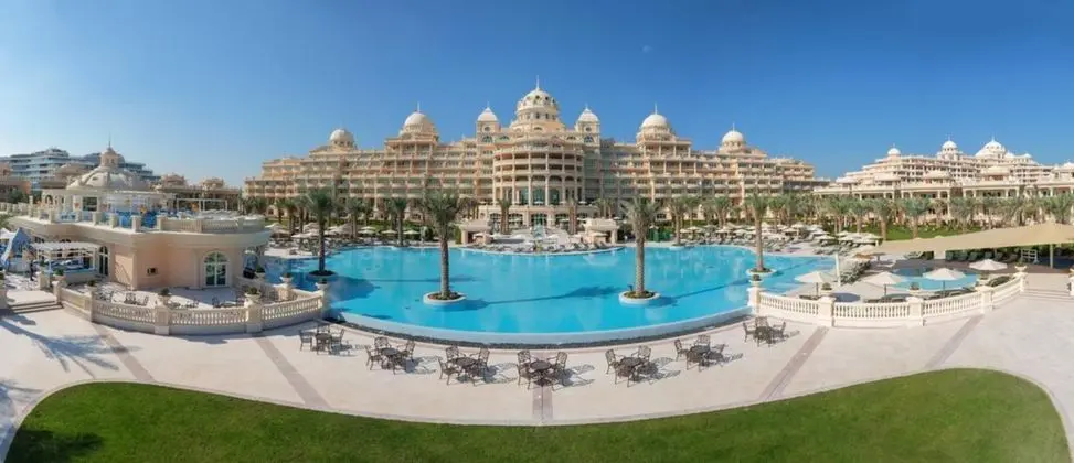 Raffles The Palm - Genel