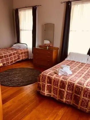 Raglan Harbour View Hotel - Oda