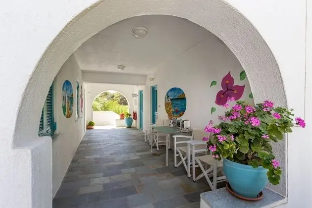 Ragousis Apartments - Lobi
