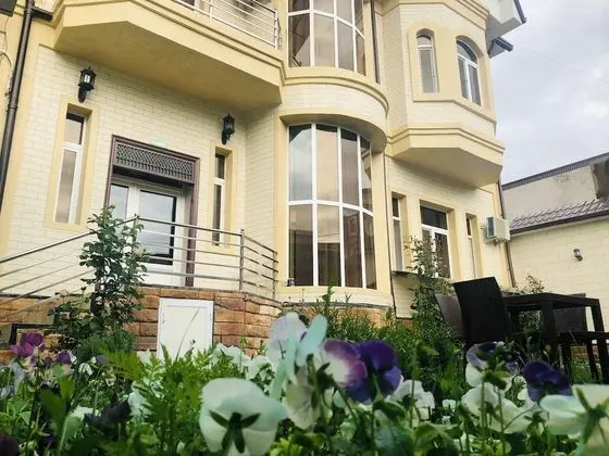 Rahat Palace