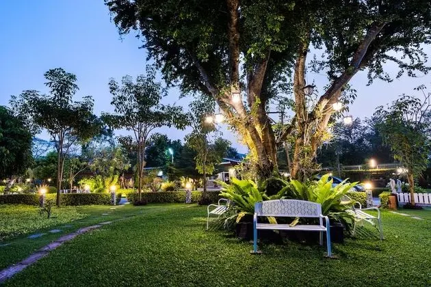 Rai Fahpratan Home and Garden - Dış Mekan