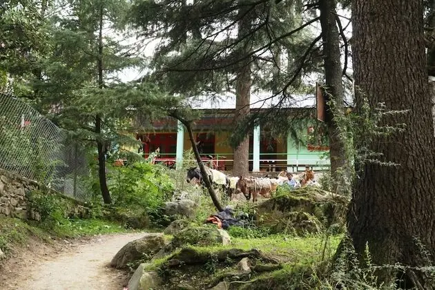 The Rainbow Inn & Cafe