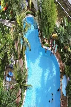 Rainbow Paradise Beach Resort - Havuz