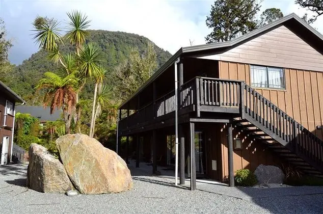 Rainforest Retreat - 1