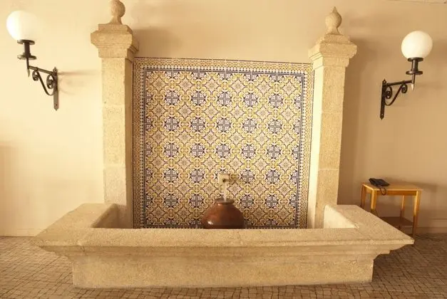 Rainha D. Amelia, Arts & Leisure - Dış Mekan
