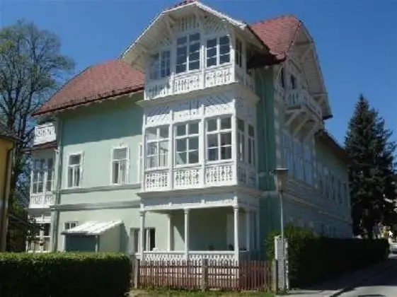 Raisa Apartments