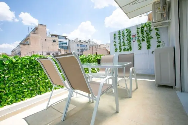 Raise comfy studios in the heart of Athens