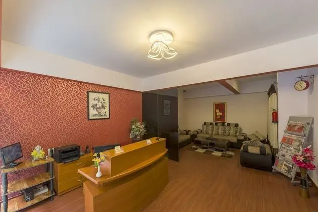 Hotel Raj Comforts - Golf View - Öne Çıkan Resim