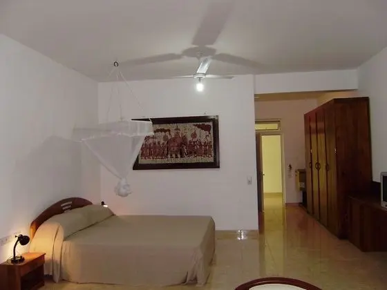 Raja Beach Hotel - Oda