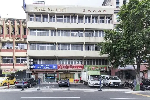 Hotel Raja Bot - Dış Mekan